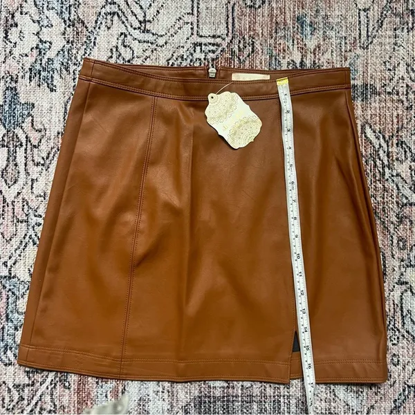 NWT Altar’d State Camel Brown Faux Leather Mini Skirt Size Large - Image 4