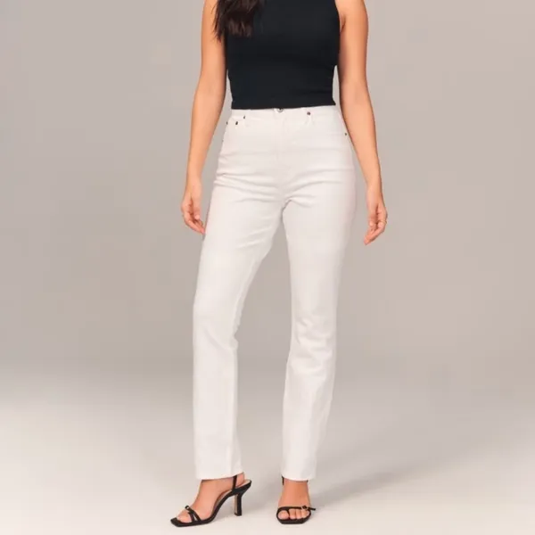 Abercrombie & Fitch High-Rise Straight Leg Jeans in White - Image 3