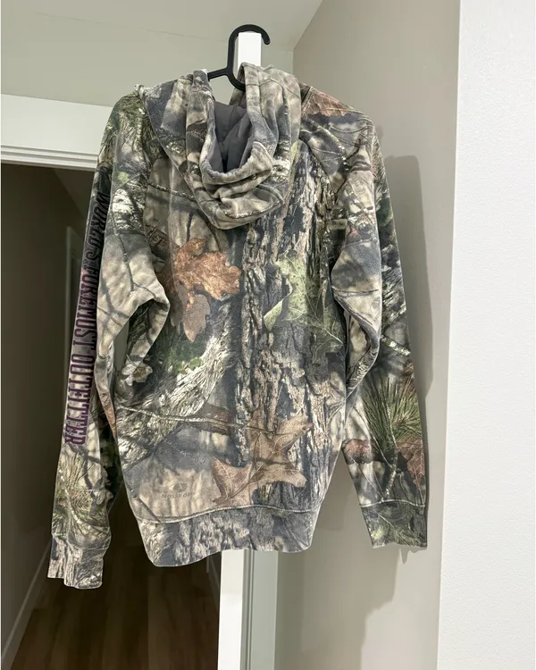 Cabela's Hoodie - Image 3