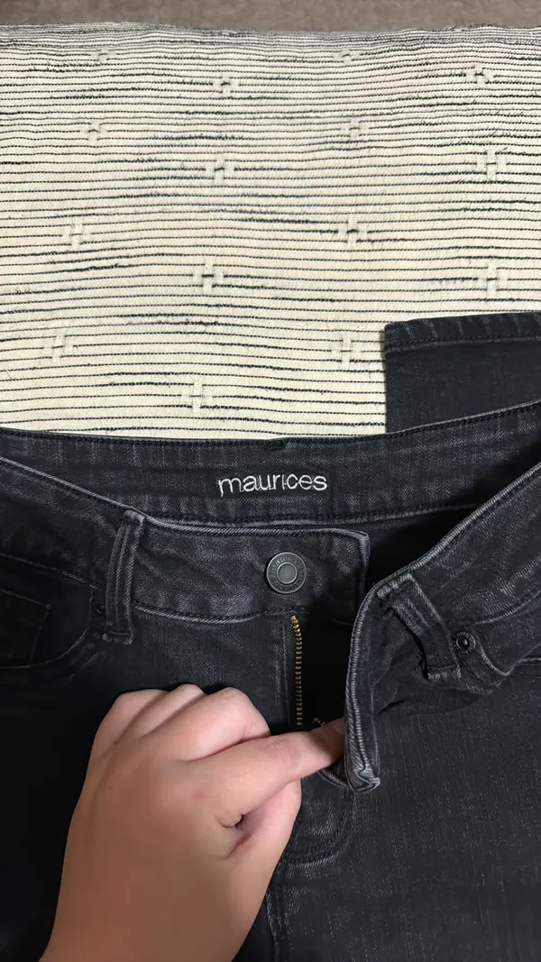 Maurice’s Jeans  - Image 4