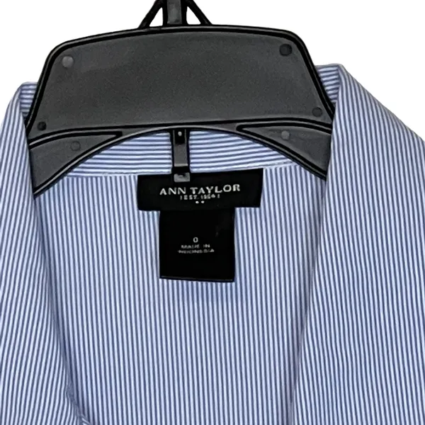 Ann Taylor Button Up Shirt Size‎ 0 Blue White Striped 3/4 Sleeve Stretch Blend - Image 2