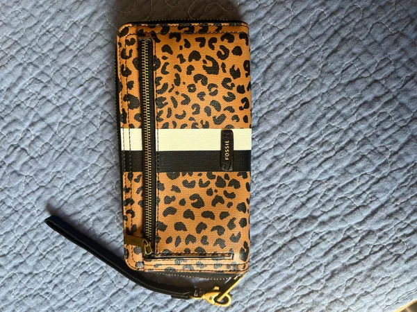 Fossil Wallet - Image 3