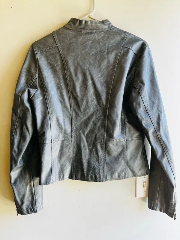 The Clothing Exchange Company Womens Black Faux Leather Zip-Front Jacket With Gold Details Pockets - Image 7