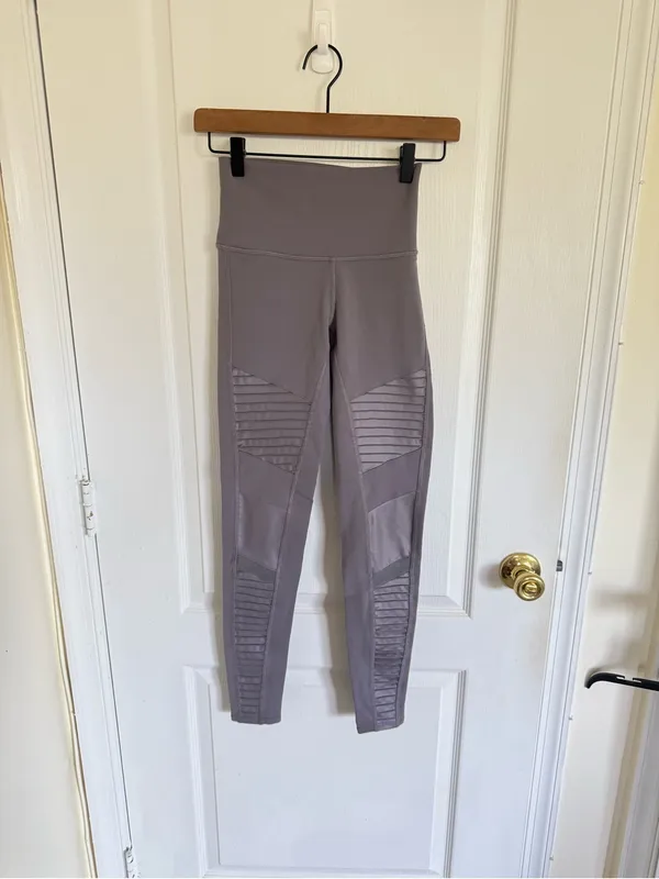Alo Yoga Grey Moto Panel Leggings - Image 3