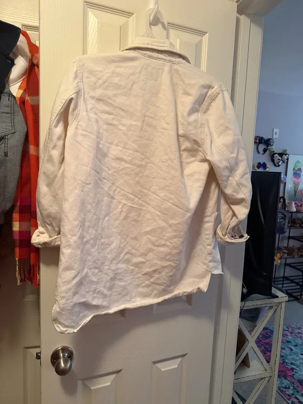 Old Navy Utility Jacket white small - Image 2