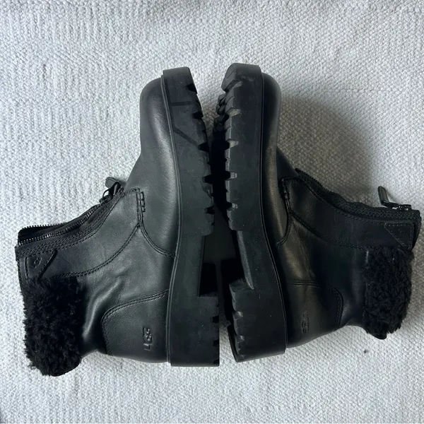 UGG Czeriesa Women's Black Boots - Image 6