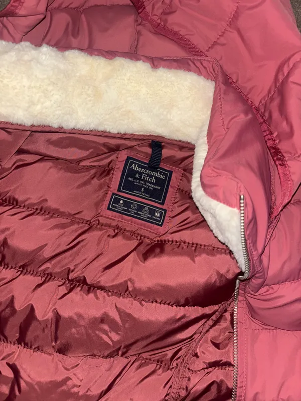 Abercrombie & Fitch Pink Puffer Jacket - Image 7