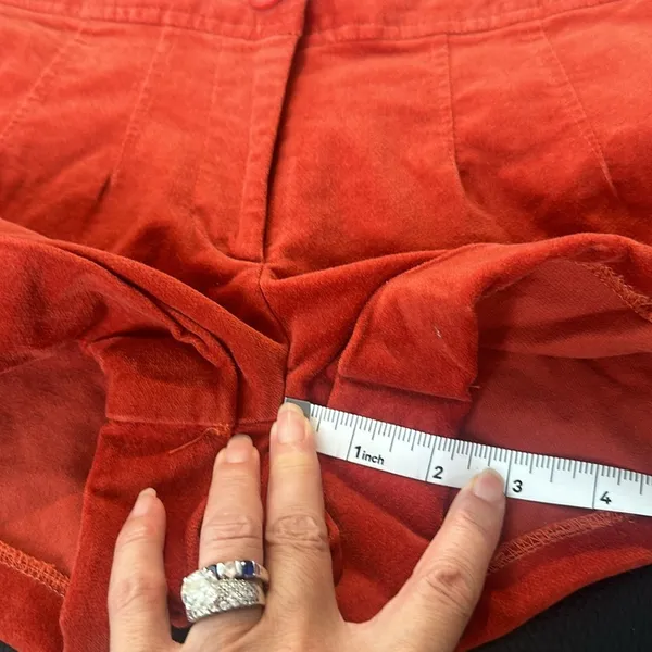Zara velour shorts. - Image 7