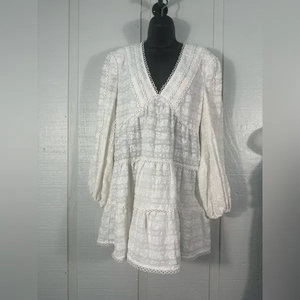 C/meo Collective Lie Awake Long Sleeve Ivory V Neck Dress Size Small EUC - Image 2