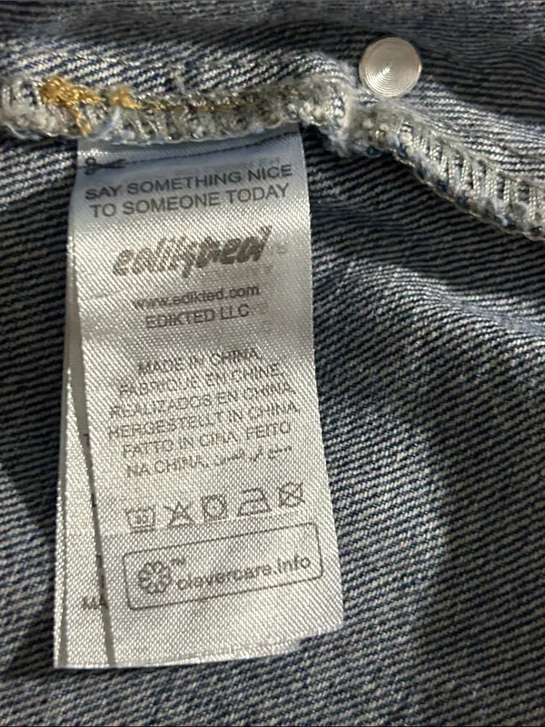 Edikted Dark Blue Denim Cutoff Skorts with Pink Tag - Image 9