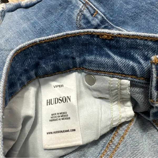 Hudson denim miniskirt, distressed raw edge size 31 - Image 6