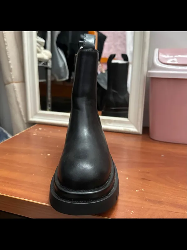 Black Chunky Chelsea Boot Size 6 - Image 2