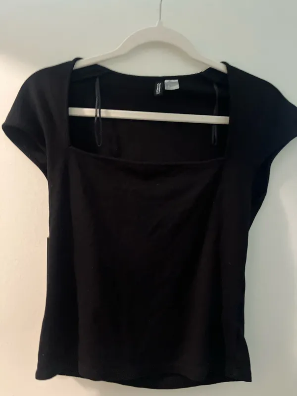 Divided Top - Image 4