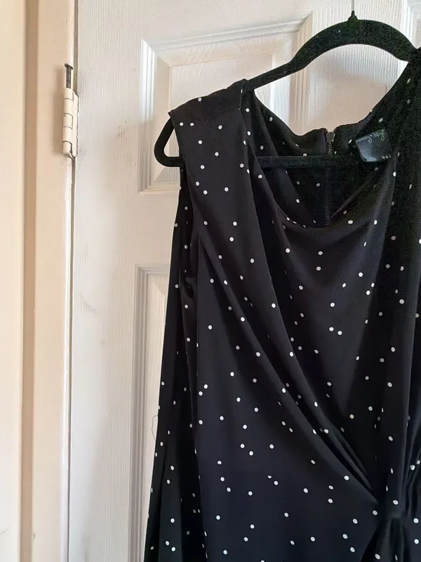 Gabby Skye Black and White Polka Dot Drapey Midi Dress with Knot Detail - Image 5