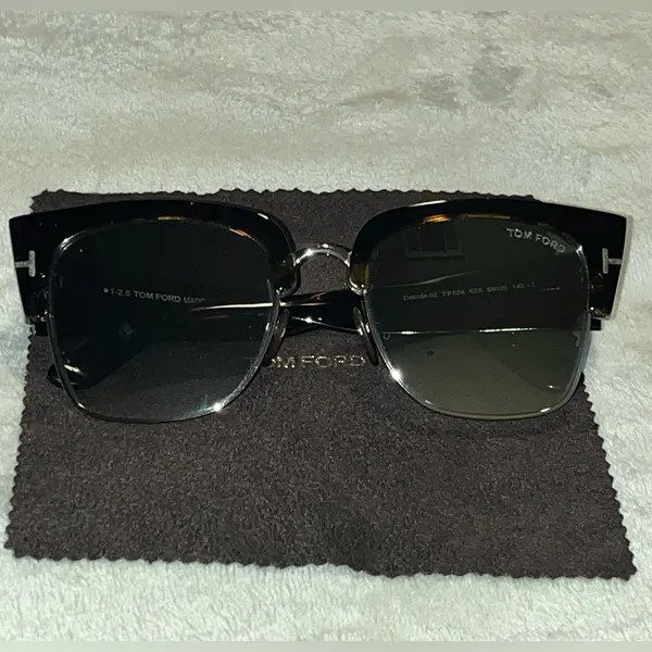 Tom Ford Dakota 02 sunglasses TF554 Black Sunglasses with Case EUC - Image 2