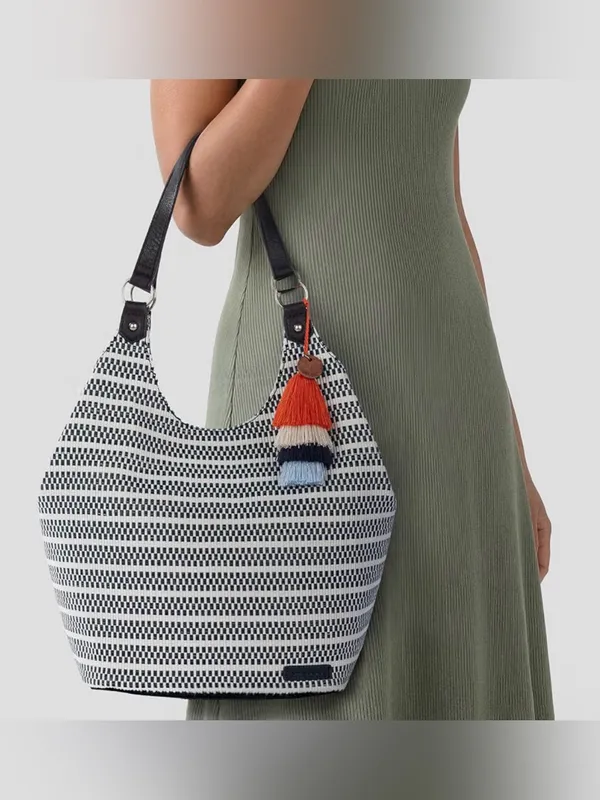 Sakroots Roma Shopper Bag Black White Woven Straw Tassel Tote NWOT - Image 2