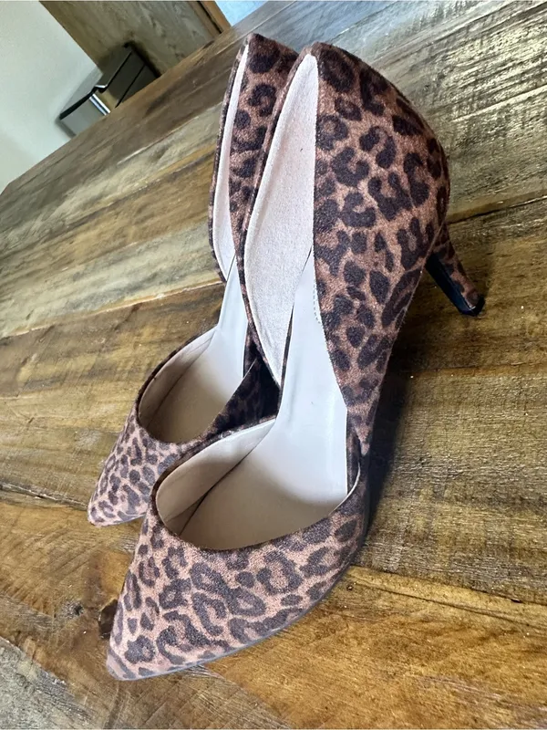 Bandolino Leopard D'Orsay Pointed Toe Pump - Brown/Black - Image 2