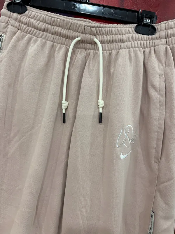 Women’s Nike Joggers size medium  - Image 2