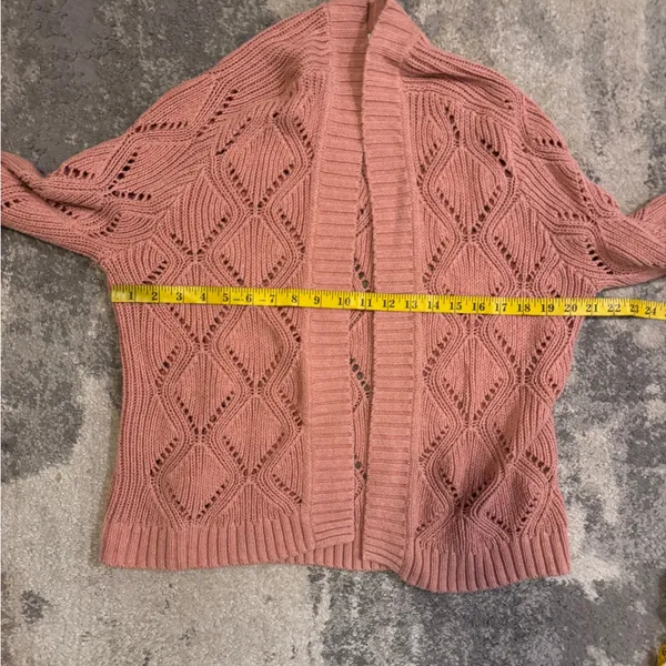 Old Navy Women's Pink Cardigan Sweater - Image 5