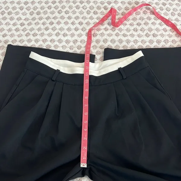 NWT Celebrate Beauty Pants Black Size Medium - Image 10