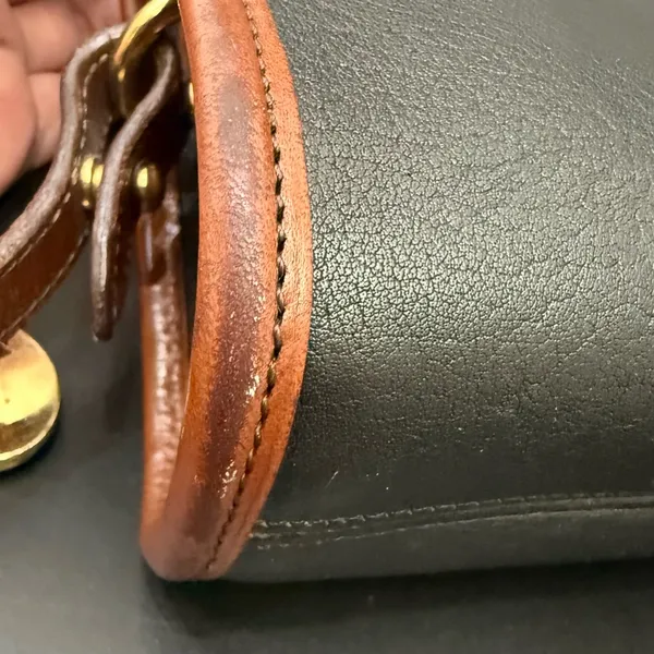 Vintage DOONEY & BOURKE All Weather Leather Collection Black/Brown Crossbody Bag - Image 13