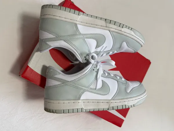 Nike Dunk Low Sneakers - Image 5