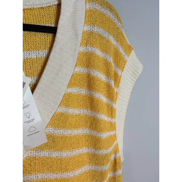 NWT Zara yellow and cream oversized sweater vest - Image 2