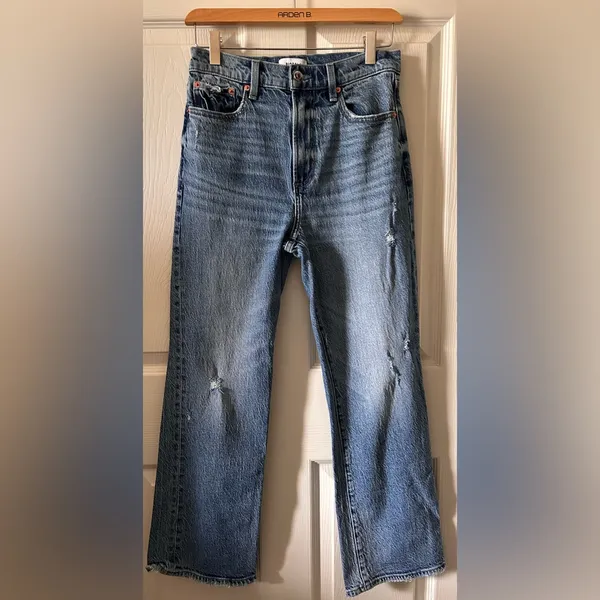 Pistola Women’s Lightly Distressed Med‎ Wash Blue Jeans Cotton Blend Size 27 - Image 10
