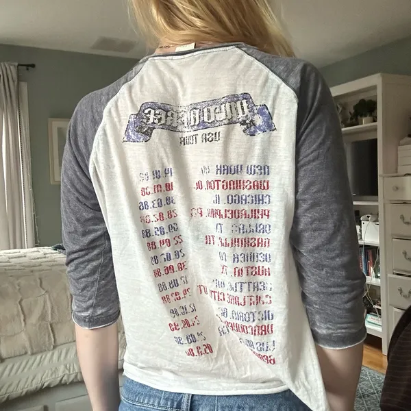 urban outfitters band tee - Image 3