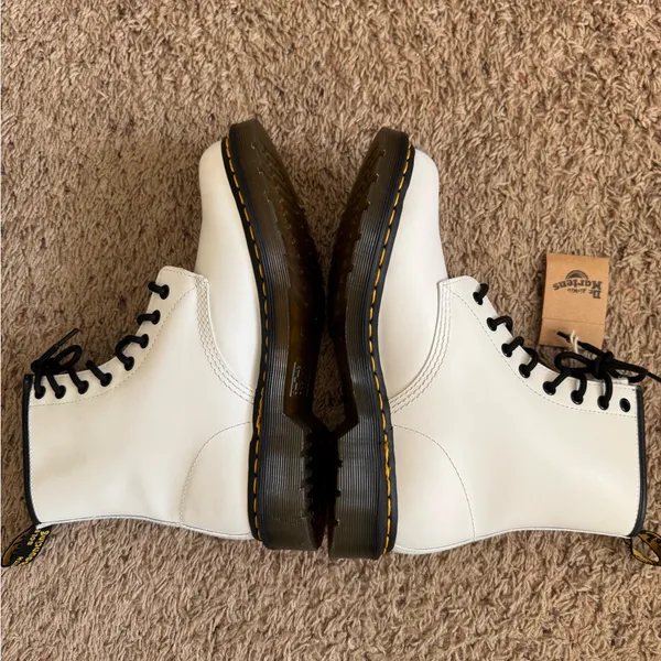 NWT Dr. Martens 1460 White Lace-Up Boots Womens size 9 - Image 5