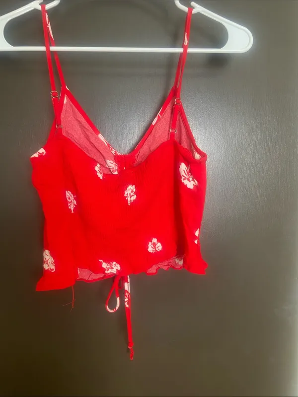 LA Hearts Red Floral Tie-Front Cami Crop Top - Image 4