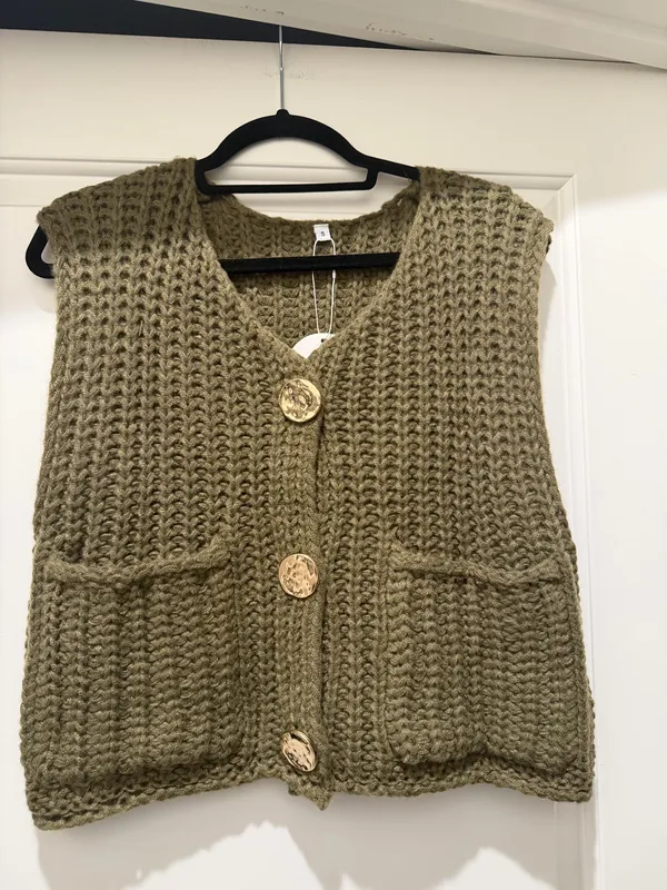 Amazon sweater vest - Image 2