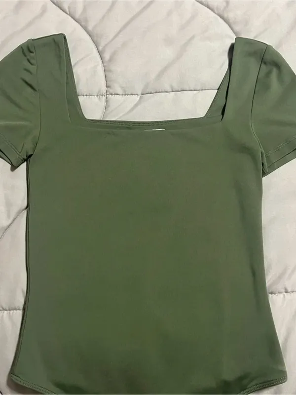 Aritzia Olive Green Square Neck Short Sleeve Bodysuit - Image 2