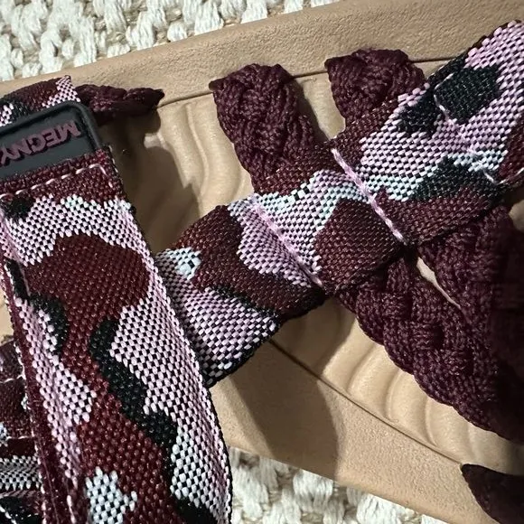 MEGNYA Burgundy and Pink Athletic Sandals - Image 5