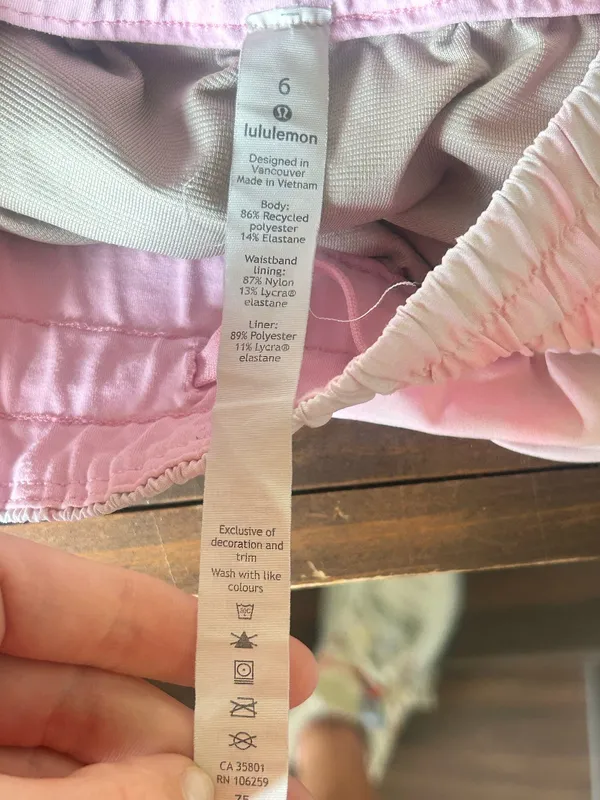 - Lululemon Tracker Short V *4" Diamond Dye White Miami Pink | SIZE: 6 🦄 - Image 7