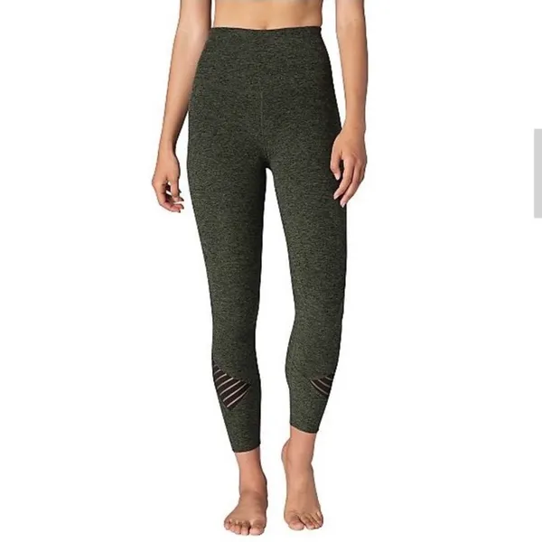 Beyond Yoga Spacedye Stacked & Sliced high waisted 7/8 leggings size S small - Image 3