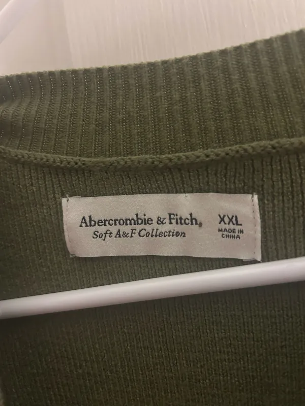 Abercrombie Sweater - Image 3