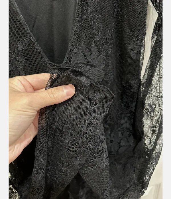 SKIMS Ultra Fine Lace Plunge Long Dress S - Image 8