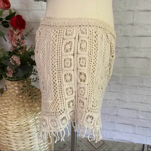 Boutique Crochet Shorts - Image 5