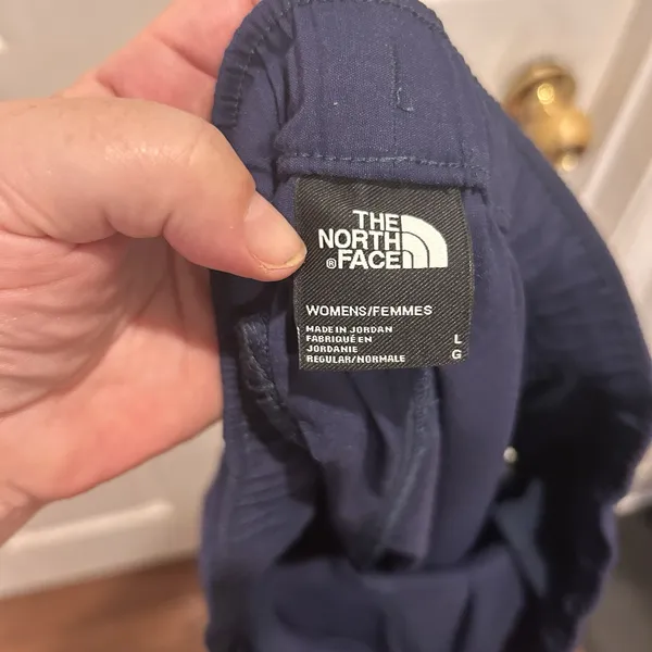 The North Face Class V 4" Pull-On Shorts‎ Women's Sz Large Navy Blue Pockets - Image 8