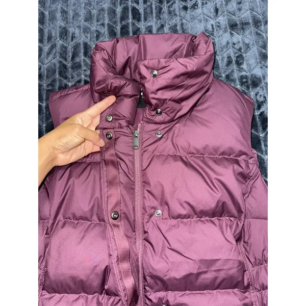Athleta Women's Quilted Full Zip Downtown Vest Plum Size Medium - Image 2