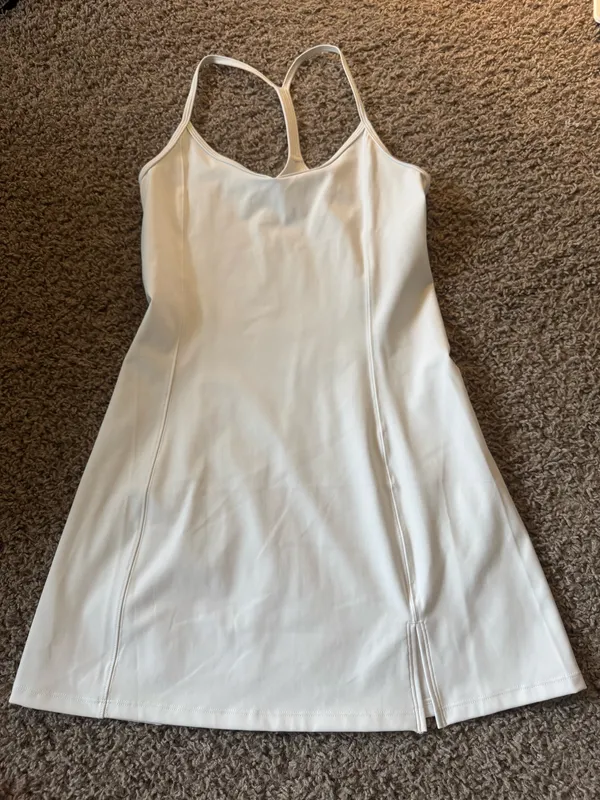 Aritzia Dress Mini White Active - Image 2