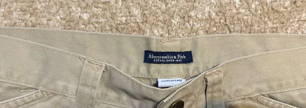 Abercrombie & Fitch Low Rise Khaki Shorts - Image 2