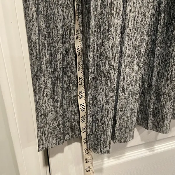 NWT Sag Harbor Size L Gray Heather Pleated Elastic Waist Lightweight Maxi Skirt - Image 2