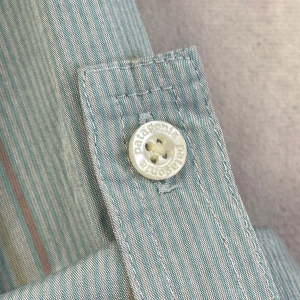 Patagonia Womens La‎ Reina Button Down Shirt Size 8 Striped Hiking Gorp Granola - Image 7