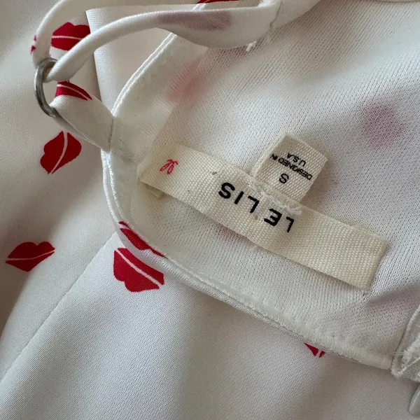 LE LIS White & Red Lip Print Mini Dress – Size S - Image 4