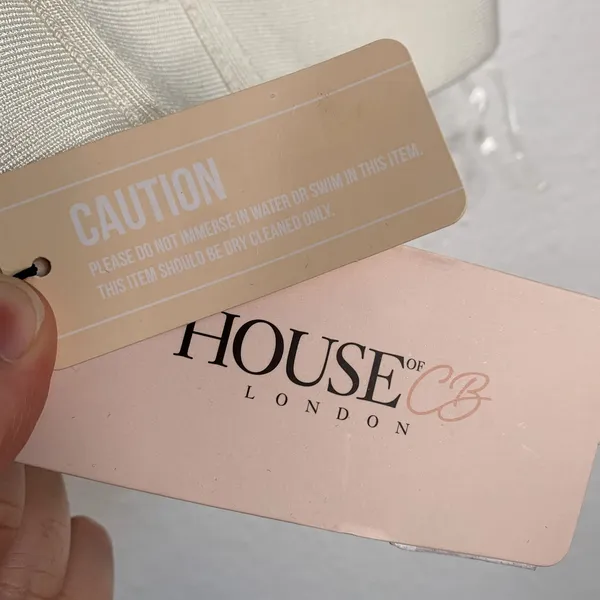 NWT House of CB Lafayette Cutout‎ Crop Top in White - Image 4