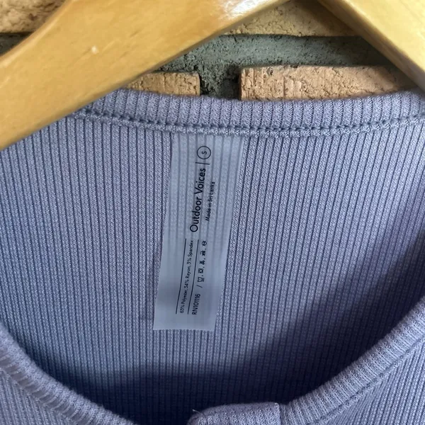 NWT Outdoor Voices Cozy Rib Crop Cardigan Earl Grey Size Small - Image 3