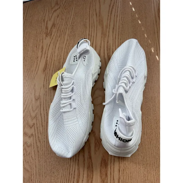 New Women's Lace Up Tie Up Sneakers White size 7-7.5 - Image 9