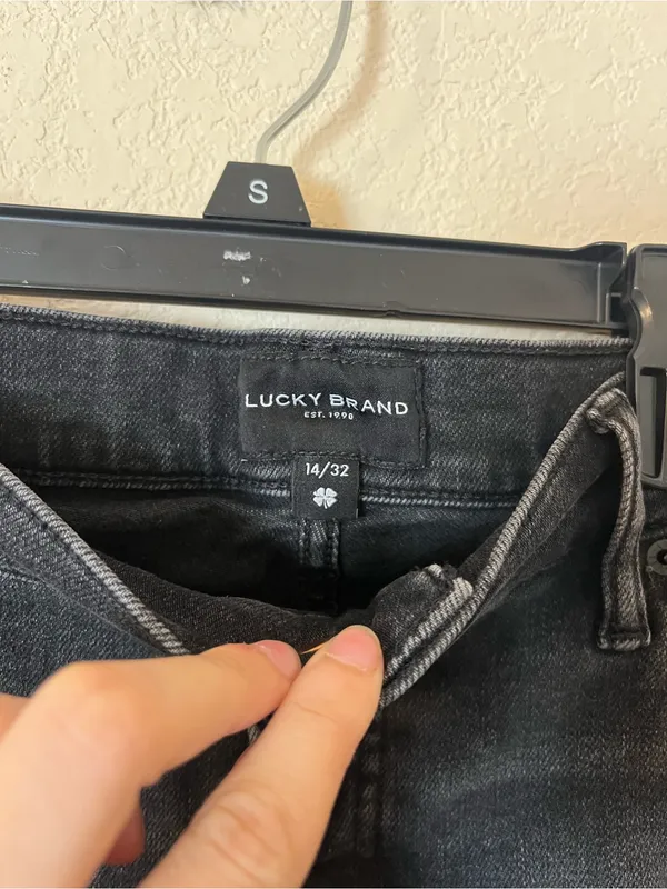 Lucky Brand Ava Mid Rise Shorts - Image 2